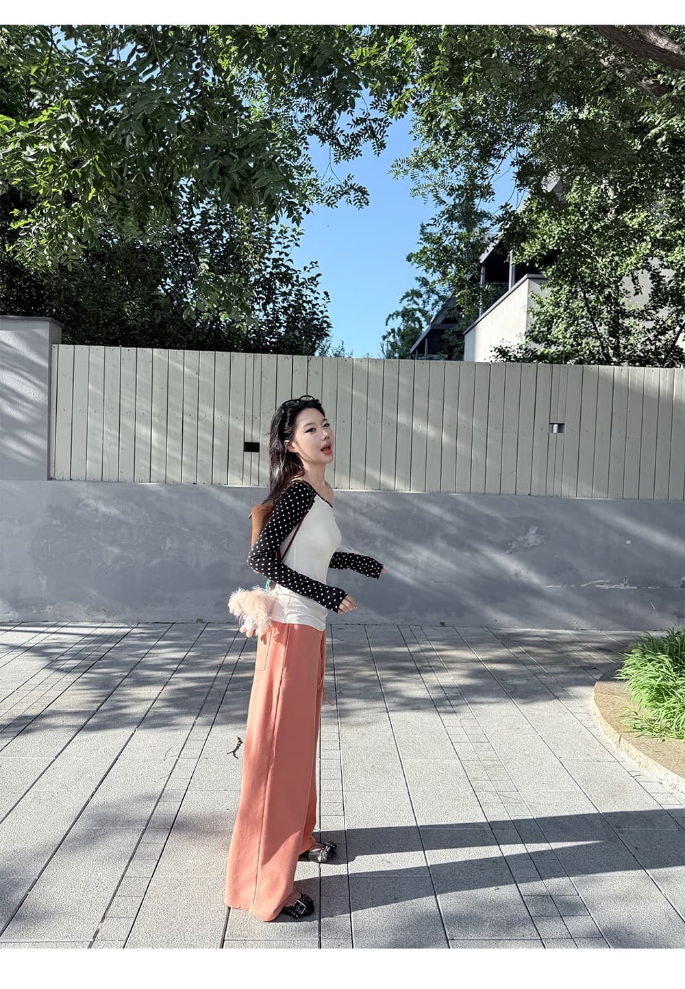 260 그램 사람들 면 삼색 도트 무늬 비스듬한 어깨 긴팔 티셔츠 여성 가을 핫걸 패치워크 몸매 가꾸기 슬림해 보이는 디자인 센스 맨위 상세 이미지 44