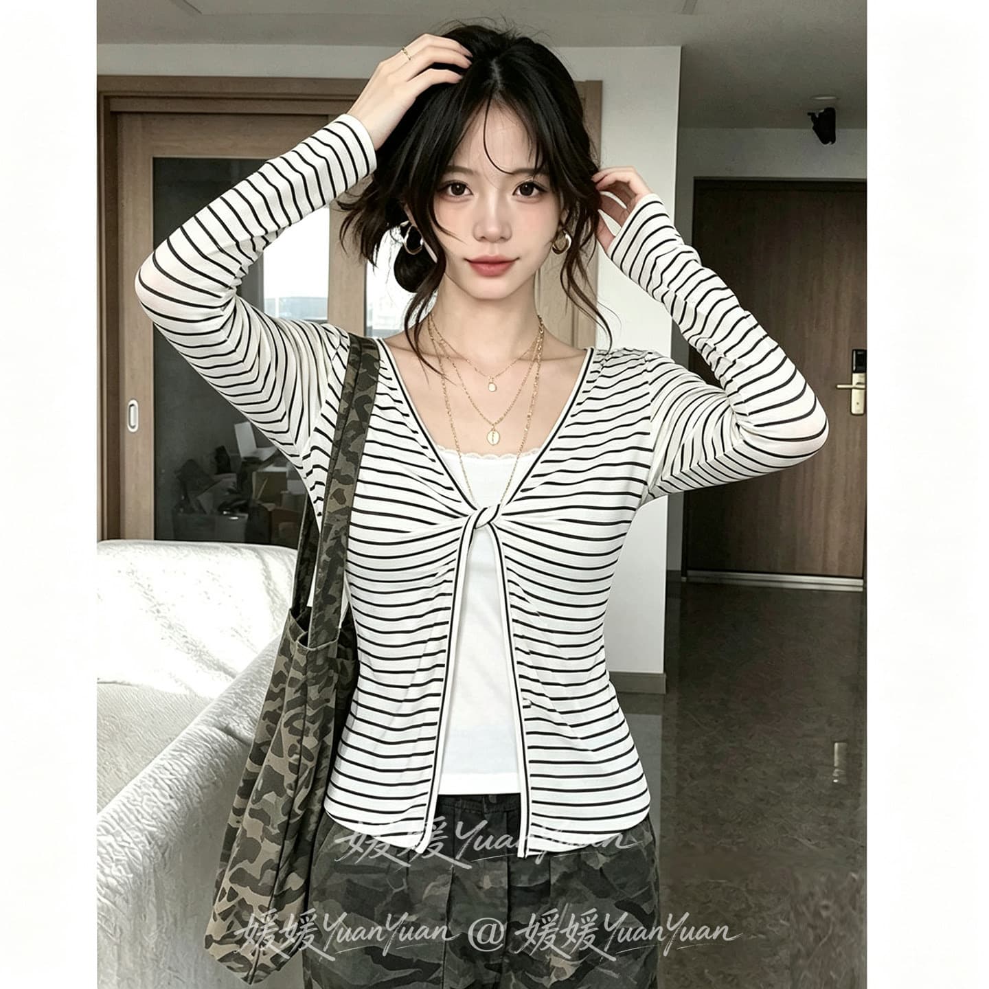 프랑스식 스트라이프 비틀림 페이크 레이어드 긴팔 맨위 봄 가을 몸매 가꾸기 슬림해 보이는 여성 셔츠 상세 이미지 5