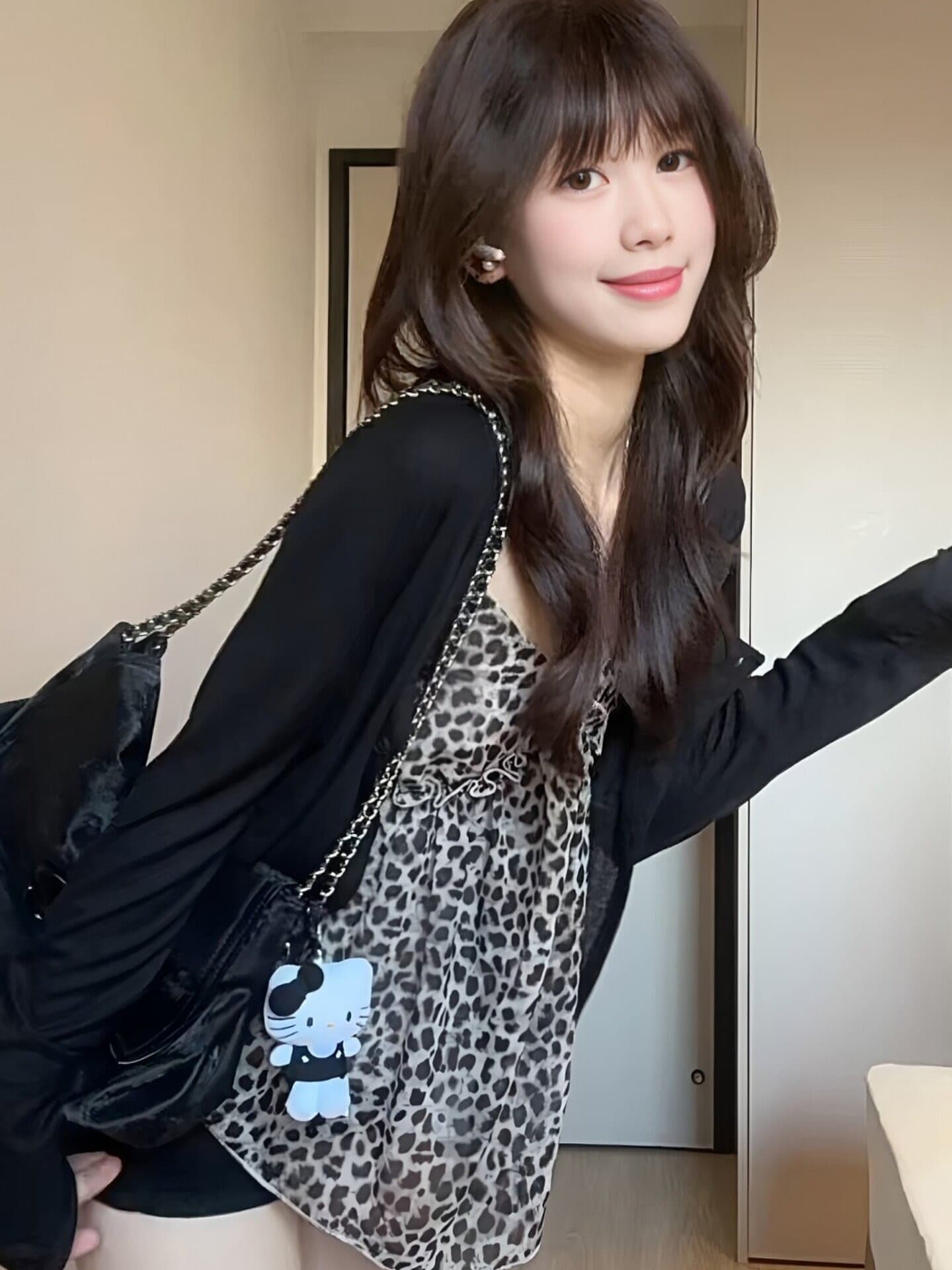사람들 면 쉬폰 프랑스식 레오파드 무늬 V넥 캐미솔 여름 루즈핏 슬림해 보이는 자외선 차단 오픈 가디건 투피스 세트 상세 이미지 3