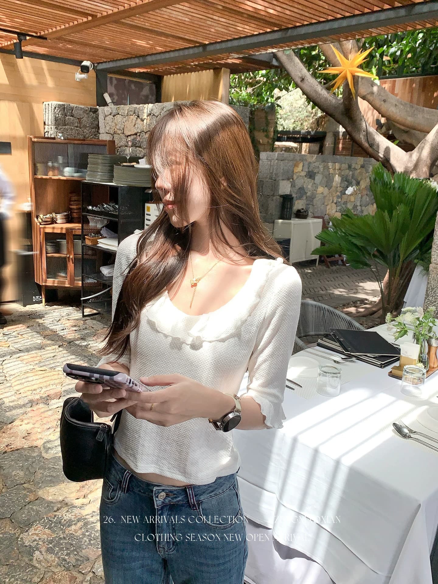 한 부서 화이트 u 칼라 프릴 디자인 중간 소매 티셔츠 여성 여름 먼저 봐 핫걸 쇼트 스타일 몸매 가꾸기 품격 맨위 상세 이미지 2