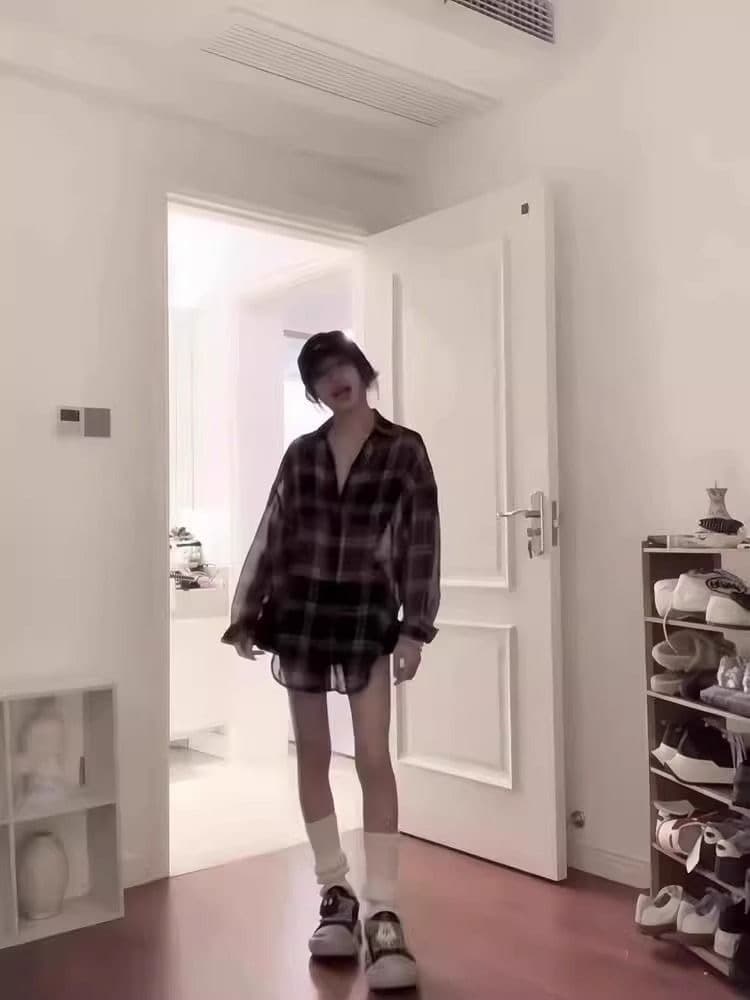 아름다운 마이크로 ~을 통해 체크무늬 긴팔 셔츠 여성 셔츠 봄 가을 루즈핏 다용도 디자인 센스 얇은 코트 셔츠 상세 이미지 3