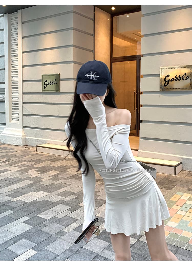 나팔 드레스 가을 핫걸 섹시함 품격 주름 몸매 가꾸기 새로운 긴팔 허리 수축 슬림해 보이는 미니 스커트 치마 상세 이미지 21