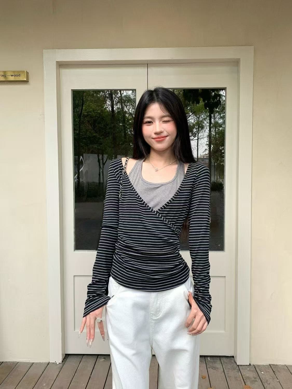 경관 그림 원본 원단 250그램 스트라이프 배색 행침 목 몸매 가꾸기 페이크 레이어드 티셔츠 가을 순수한 욕망 맨위 여성