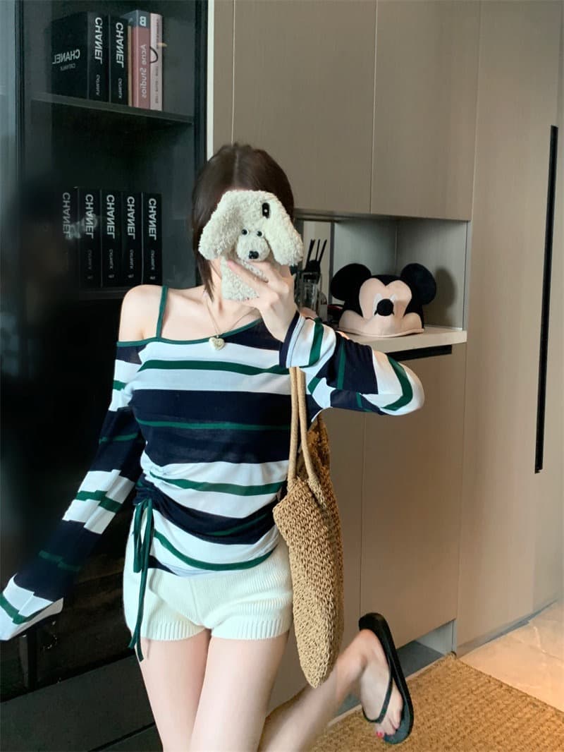 배색 스트라이프 비스듬한 어깨 자외선 차단 긴팔 티셔츠 여성 가을 새로운 루즈핏 슬림해 보이는 자이언트 잘 생긴 한 부서 느긋한 맨위