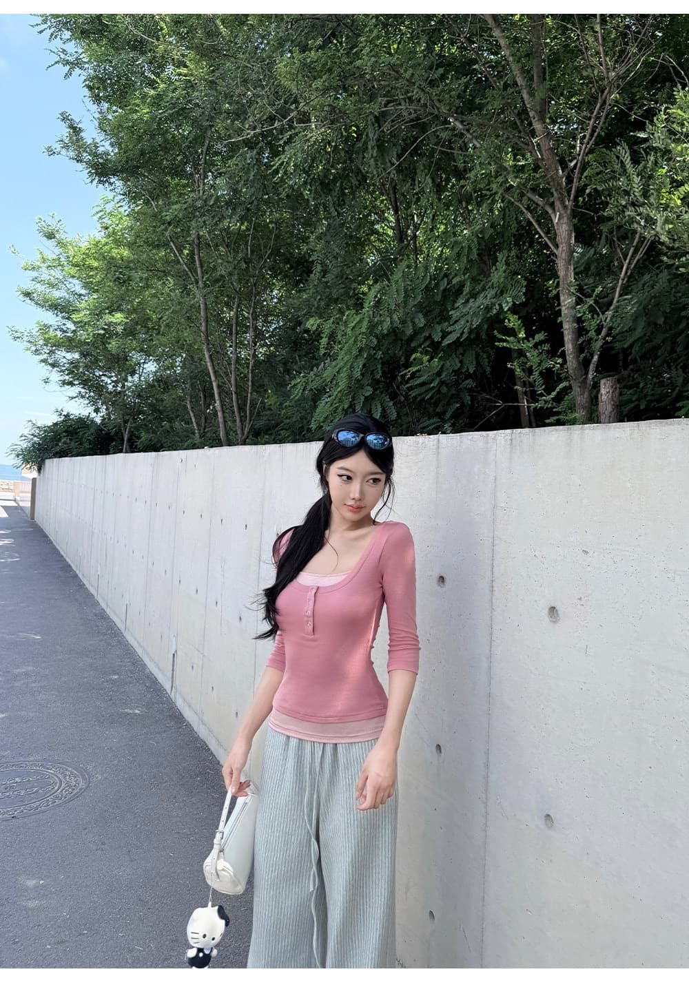 260 그램 사람들 면 페이크 레이어드 중간 소매 티셔츠 여성 가을 2026 년 새로운 디자인 센스 허리 수축 맨위 패치워크 색상 다용도 상세 이미지 22