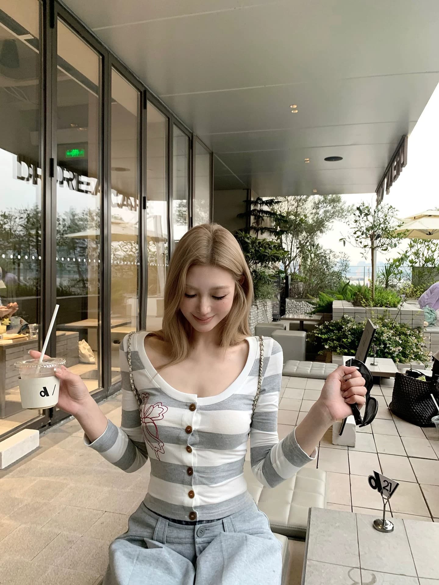 원본 원단 라운드 넥 스트라이프 프린트 티셔츠 여성 몸매 가꾸기 슬림해 보이는 7부 소매 오픈 가디건 맨위 가을 상세 이미지 32