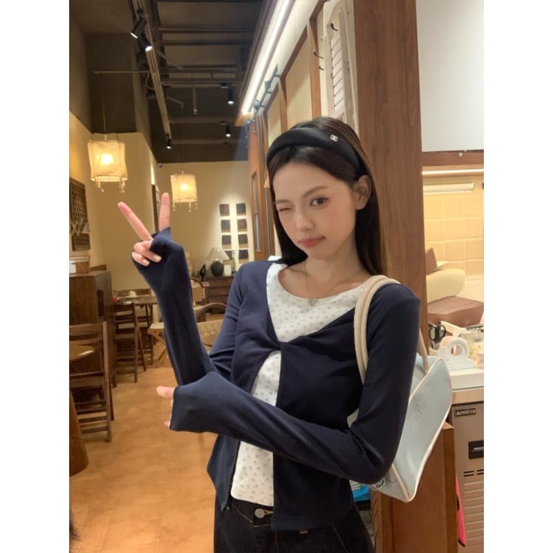 와 사고 방식 블루 꽃무늬 페이크 레이어드 긴팔 티셔츠 여성 이른 가을 몸매 가꾸기 인사이드 가져 가라. 기본 셔츠 싱글 착용 맨위 이미지 3