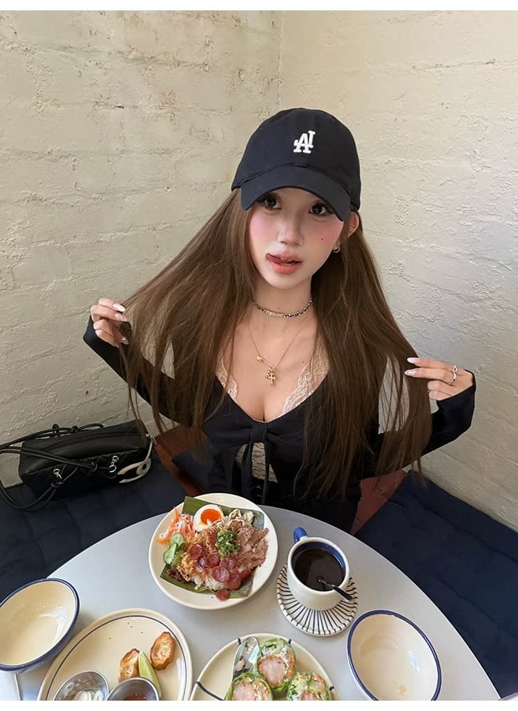 핫걸 바람 V넥 긴팔 레이스 조각 티셔츠 여성 이른 가을 허리 수축 슬림해 보이는 디자인 센스 인사이드 잡아라. 의류 상세 이미지 13