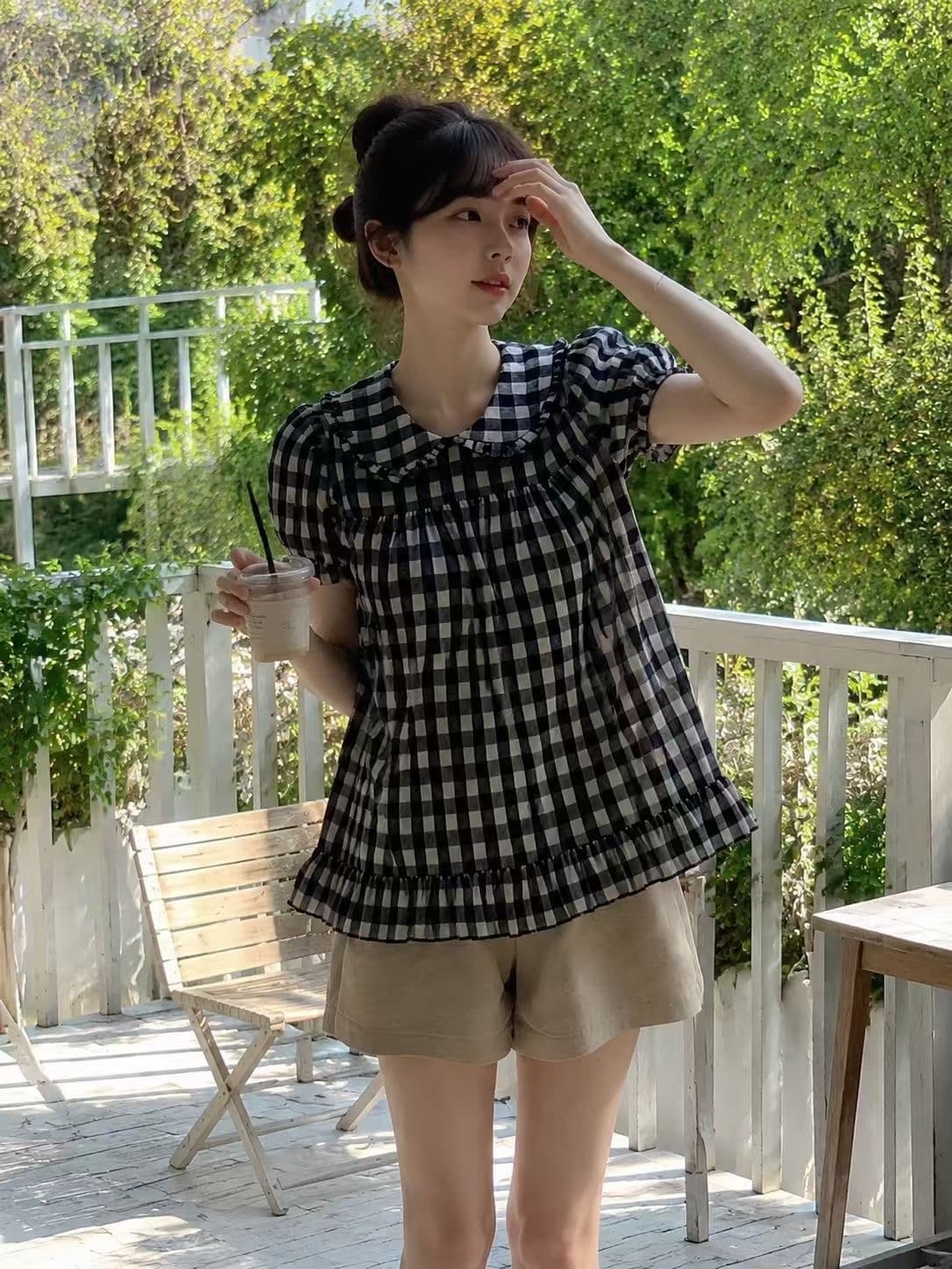 한 부서 2026 소녀 베이비 칼라 체크무늬 반팔 여성 셔츠 여름 새로운 루즈핏 슬림해 보이는 다용도 레트로 맨위 상세 이미지 4