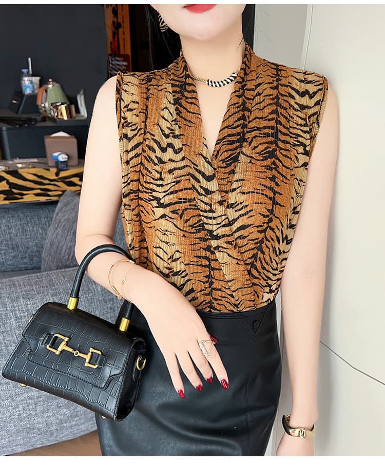 실사 여름 새로운 유럽 상품 패션 레오파드 무늬 허리 수축 V넥 섹시함 민소매 여성 셔츠 레트로 스타일 맨위 트렌디 상세 이미지 18
