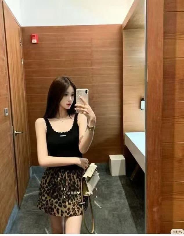 검정색 레이스 조끼 레오파드 무늬 반 스커트 투피스 세트