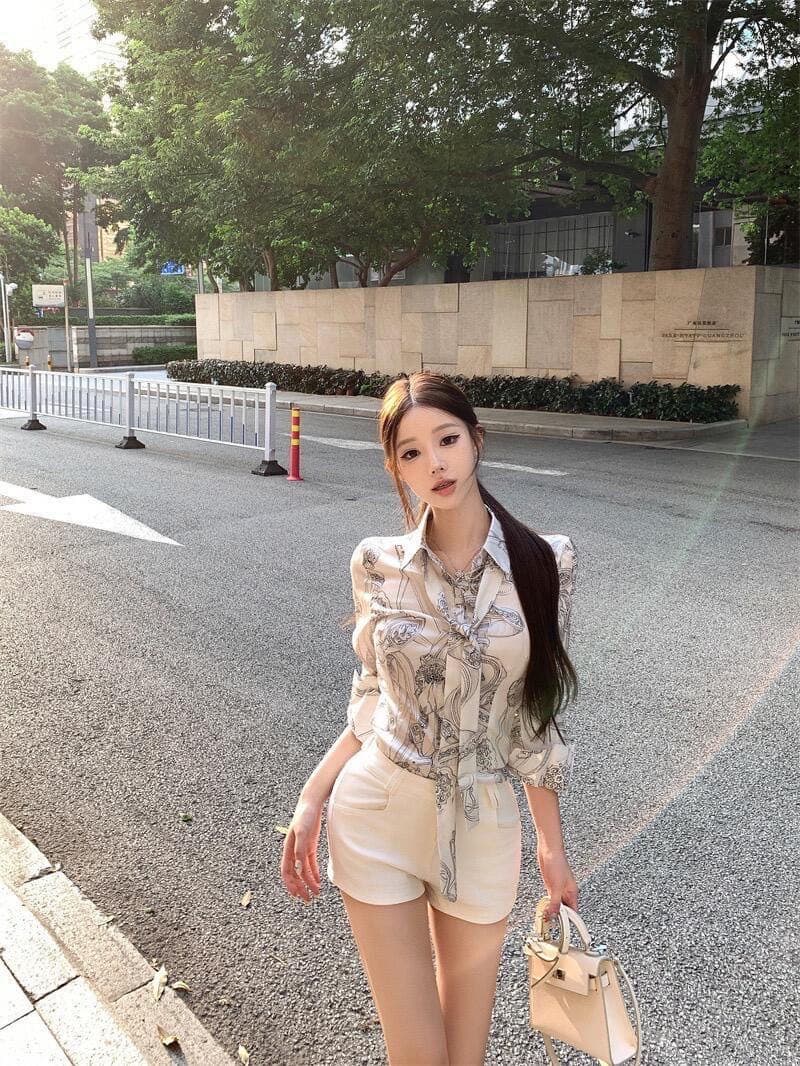 얇은 스타일 빛 럭셔리 고급 센스 셔츠 2026 년 새로운 폭발 연령 감소 외국 가스 여름 긴팔 반바지 투피스 세트 이미지 2