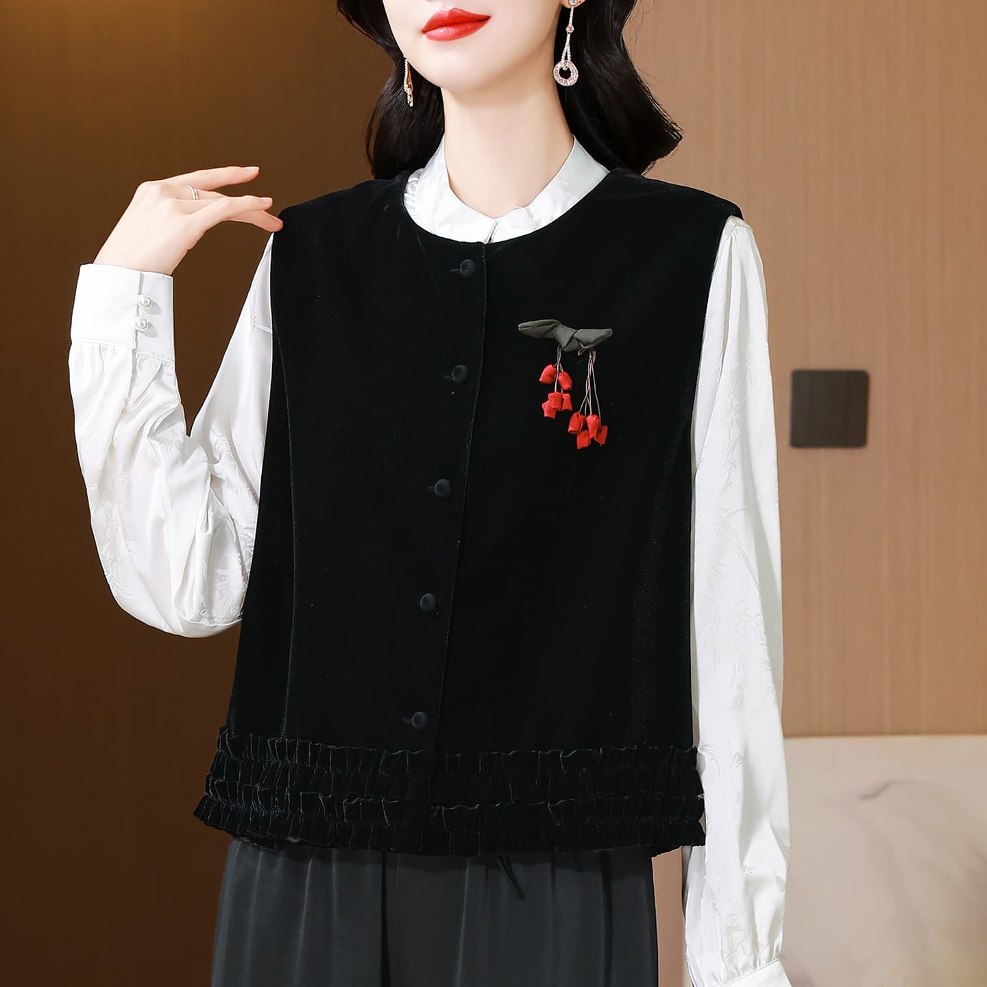 고급 센스 실크 벨벳 패치워크 목이버섯 레이스 조끼 여자 봄 가을 새로운 레트로 품격 다용도 조끼 조끼 이미지 3