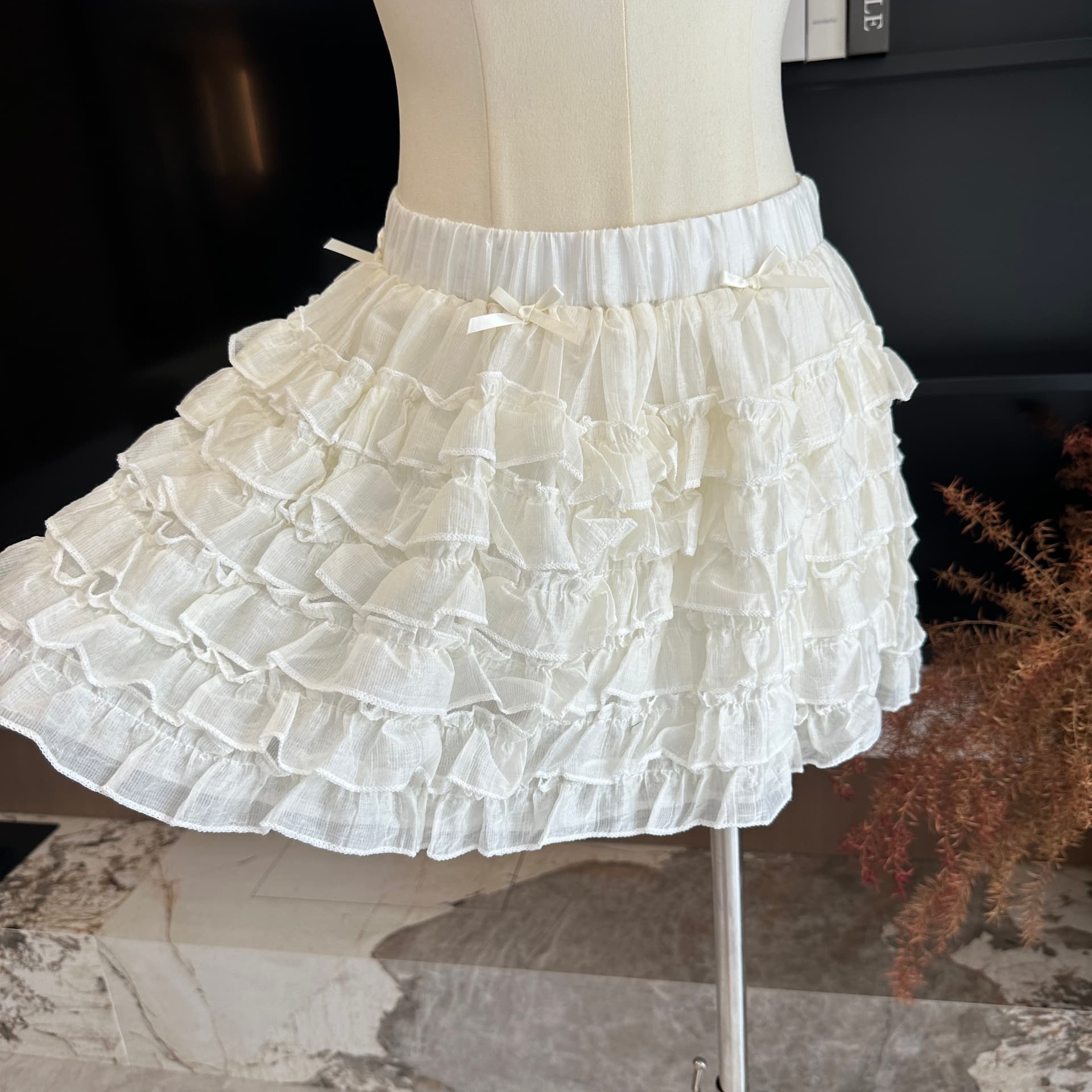 프랑스식 품격 디자인 센스 세트 오래된 돈 바람 십자가 행침 목 허리 수축 베스트 케이크 반신 스커트 두 조각 여성 세트 상세 이미지 7