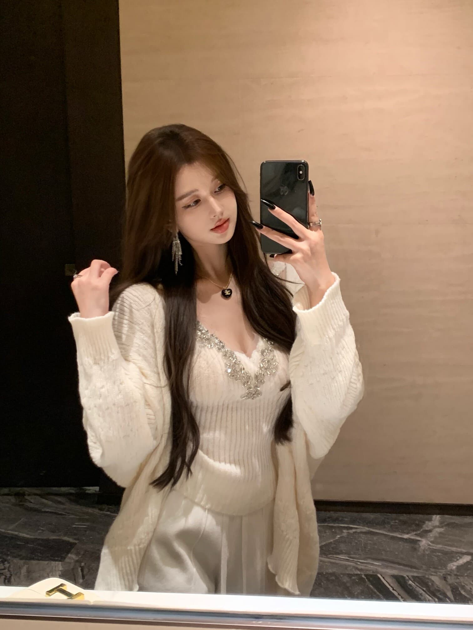 부드러운 바람 부드러운 찹쌀 화이트 니트 스웨터 오픈 가디건 여성 가을 겨울 착용 가져 가라. 전체 집합 다이아몬드 세팅 슬립 맨위 투피스 세트 상세 이미지 1