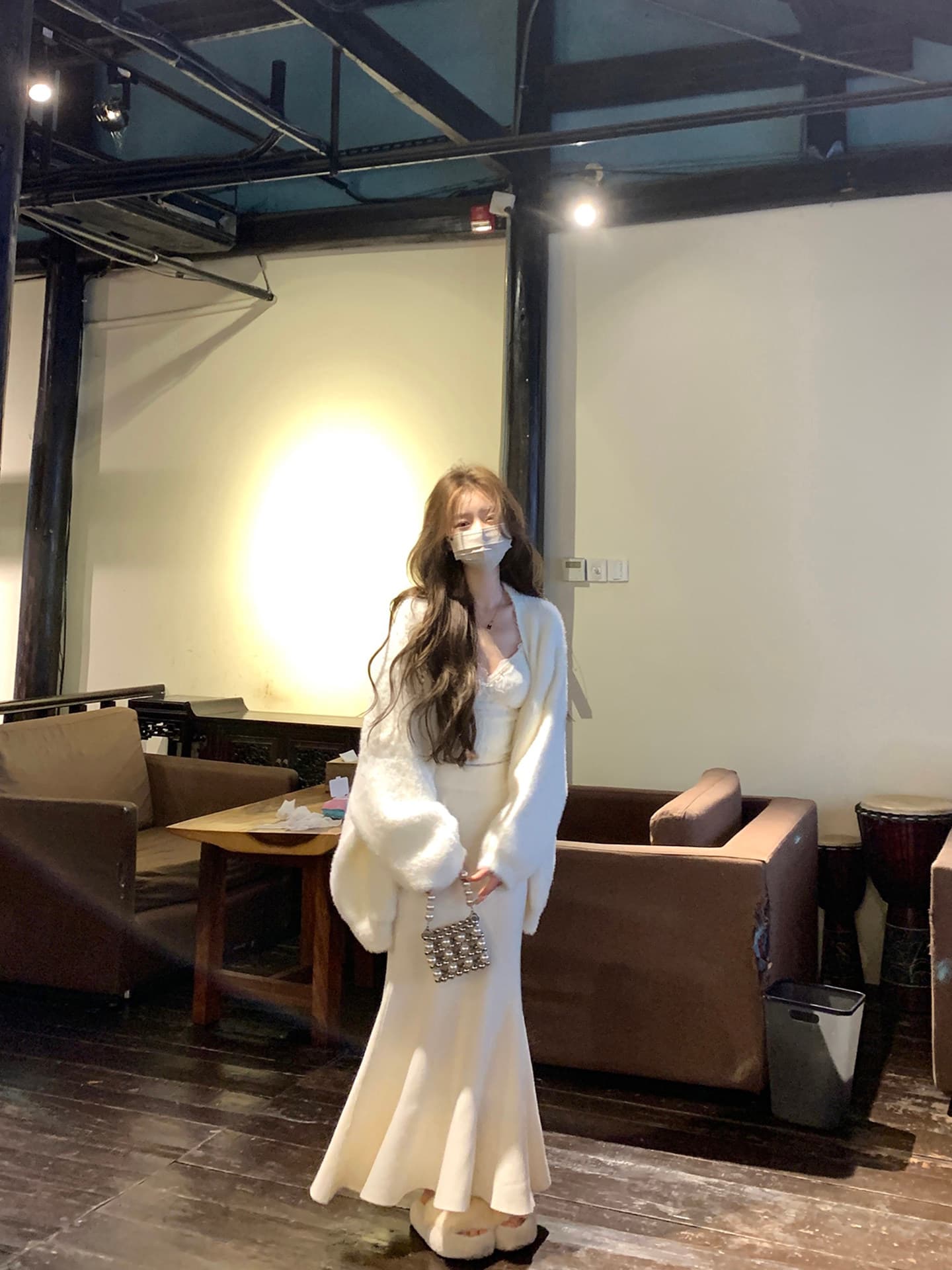 xxiiuu 가을 겨울 부드러운 품격 루즈핏 에디션 스웨터 코트 레이스 슬립 니트 인어 꼬리 스커트 세 조각 세트 이미지 2
