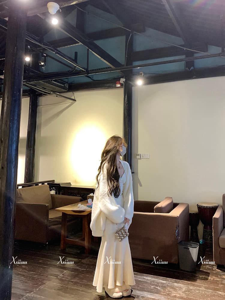 xxiiuu 가을 겨울 부드러운 품격 루즈핏 에디션 스웨터 코트 레이스 슬립 니트 인어 꼬리 스커트 세 조각 세트 상세 이미지 5
