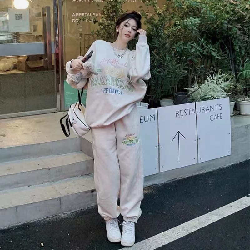 2026 새로운 서비스 세트 여성 가을 새로운 루즈핏 슬림해 보이는 패션 후드티 캐주얼 투피스 세트 상세 이미지 2