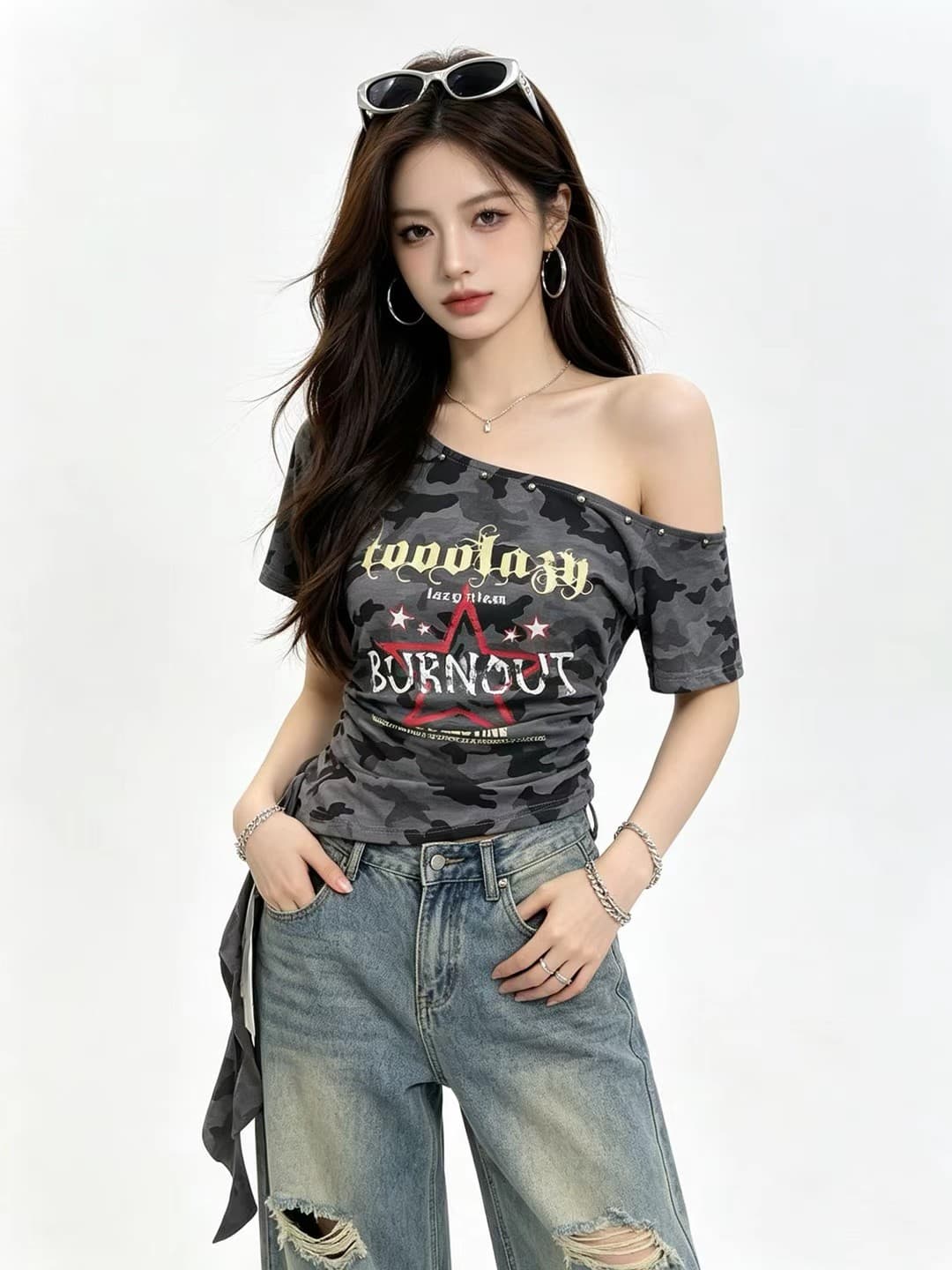 아메리칸 레트로 순수한 욕망 핫걸 카모플라주 프린트 비스듬한 어깨 반팔 티셔츠 여성 밑단 리본 고유 한 디자인 센스 맨위 상세 이미지 3