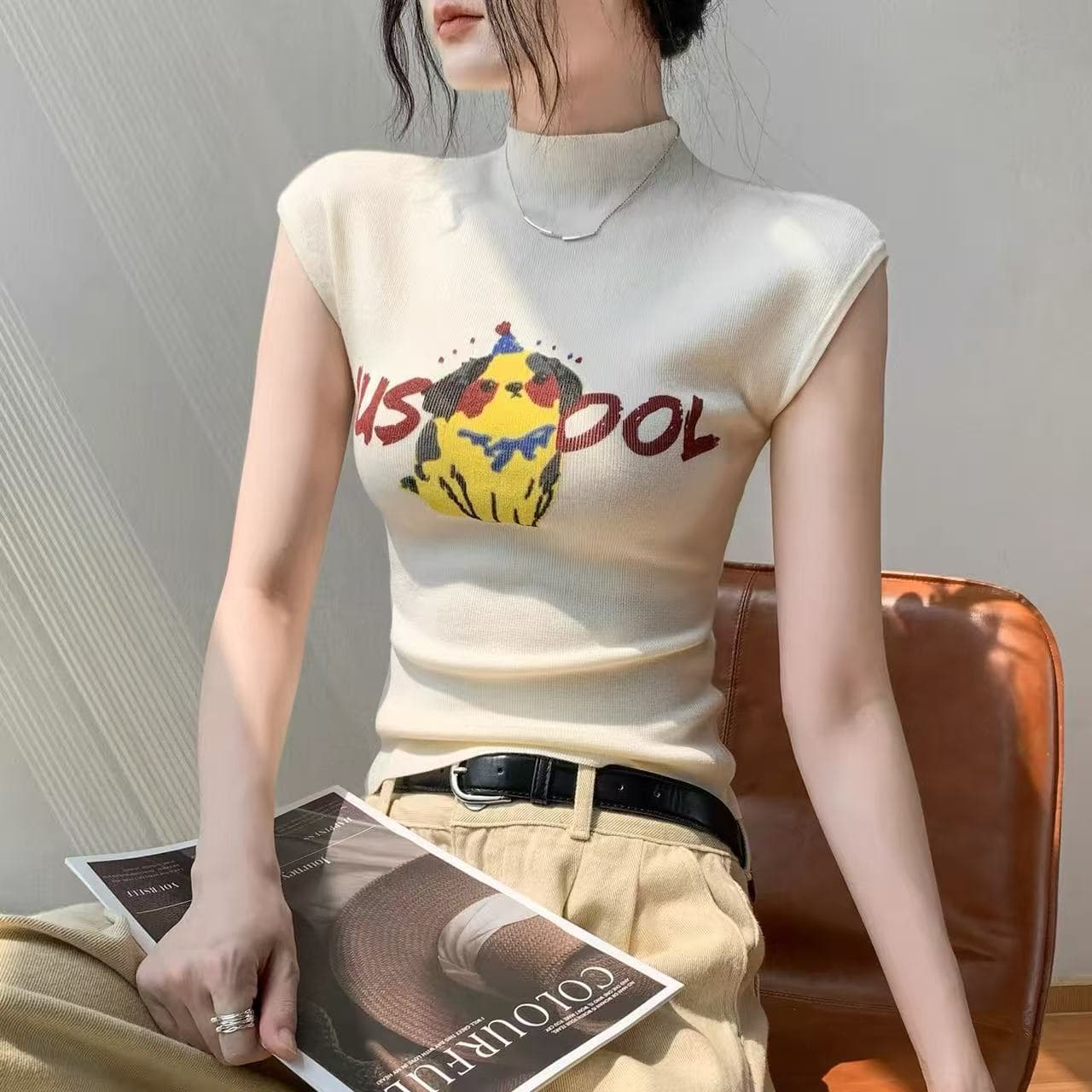 반하이넥 민소매 양모 조끼 여성 2026 몸매 가꾸기 슬림해 보이는 인사이드 가져 가라. 기본 셔츠 만화 프린트 니트 맨위