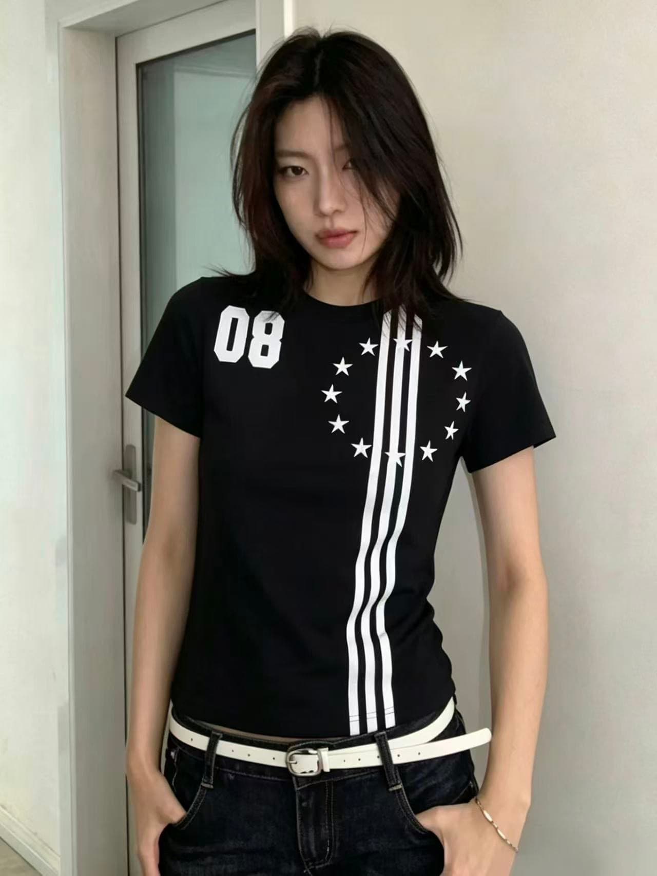 아메리칸 레트로 거리 별 스트라이프 프린트 긍정적 인 어깨 반팔 티셔츠 여성 2026 여름 새로운 몸매 가꾸기 슬림해 보이는 맨위 상세 이미지 4