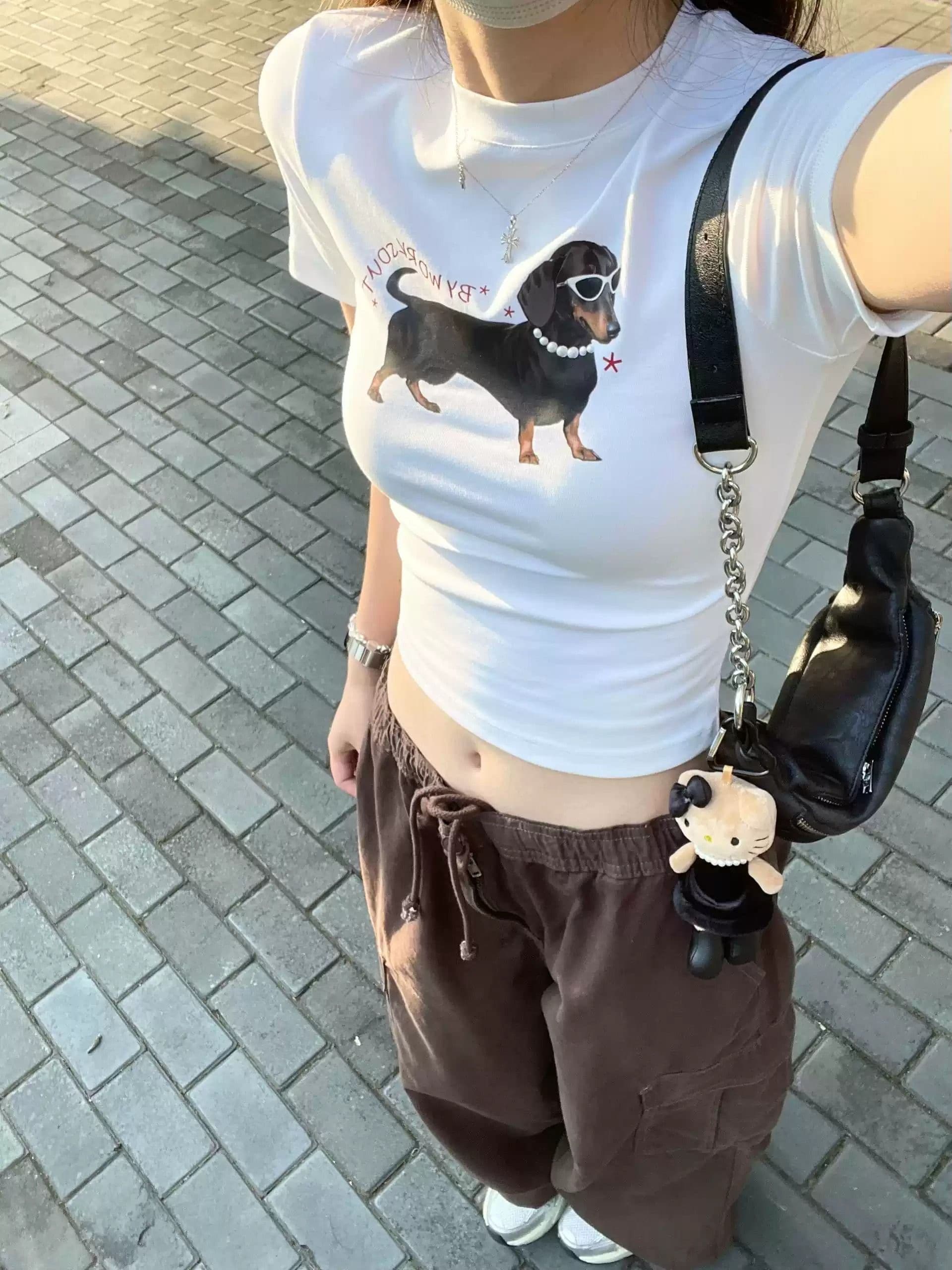 한 부서 작은 대중 긍정적 인 어깨 반팔 티셔츠 여성 여름 느긋한 바람 진주 닥스 훈트 프린트 타이트 허리 수축 맨위 ins 상세 이미지 1