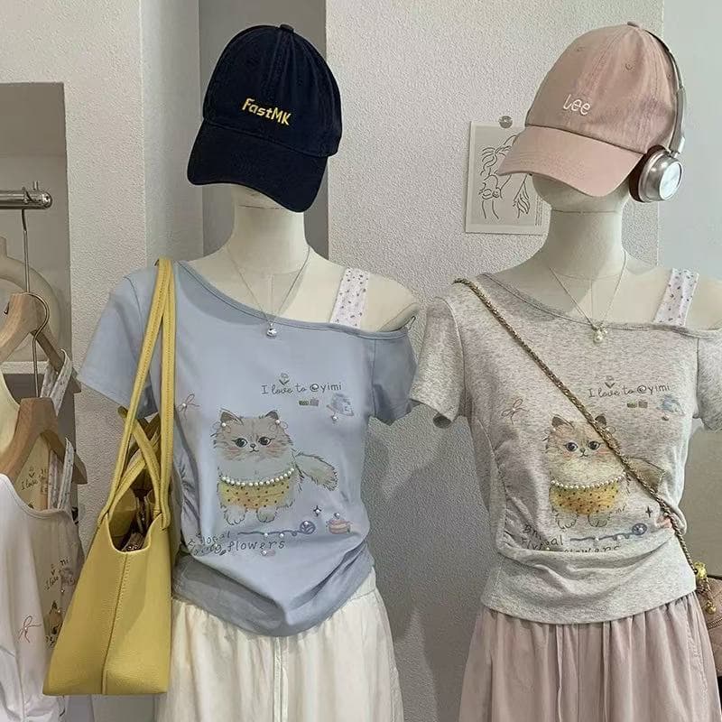 여름 고유 한 Chic 핫걸 불규칙 비스듬한 칼라 오프숄더 반팔 티셔츠 여성 주름 몸매 가꾸기 꼬집기 허리 쇼트 스타일 맨위 상세 이미지 4