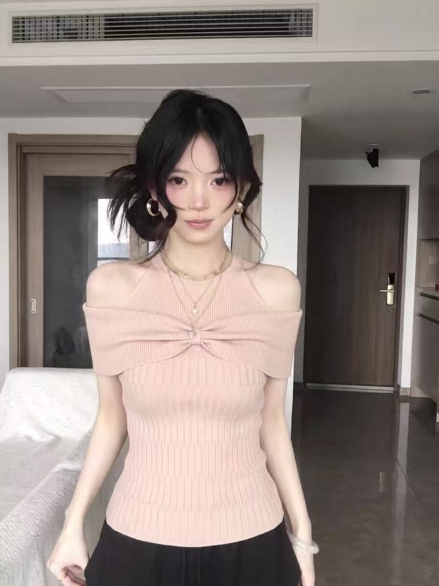 한 부서 부드러운 바람 행침 목 오프숄더 허리 수축 니트 맨위 분위기 센스 행침 목 비틀림 오프숄더 니트 맨위