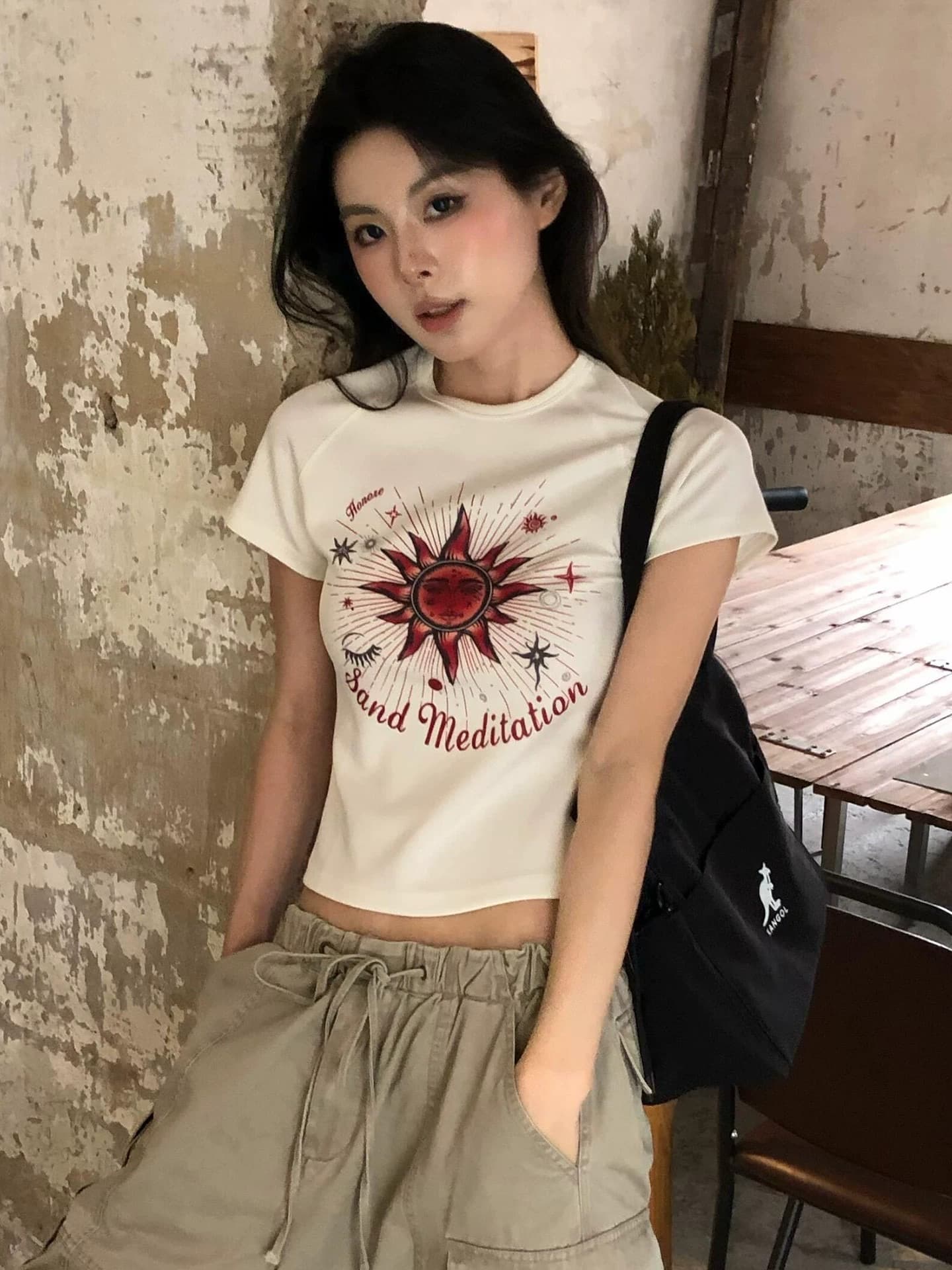 아메리칸 달콤한 차가운 바람 태양신 프린트 반팔 긍정적 인 어깨 티셔츠 여성 여름 몸매 가꾸기 슬림해 보이는 핫걸 화이트 맨위 상세 이미지 1