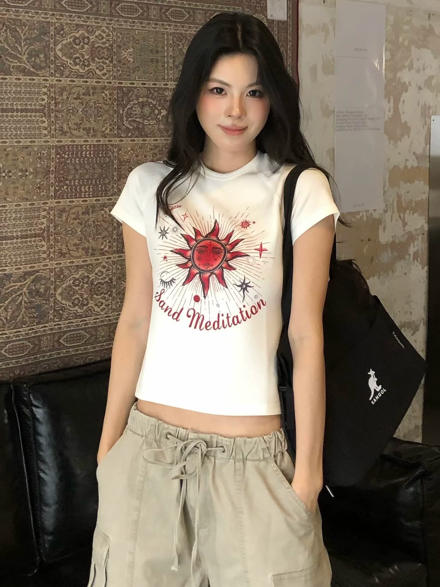아메리칸 달콤한 차가운 바람 태양신 프린트 반팔 긍정적 인 어깨 티셔츠 여성 여름 몸매 가꾸기 슬림해 보이는 핫걸 화이트 맨위 상세 이미지 2