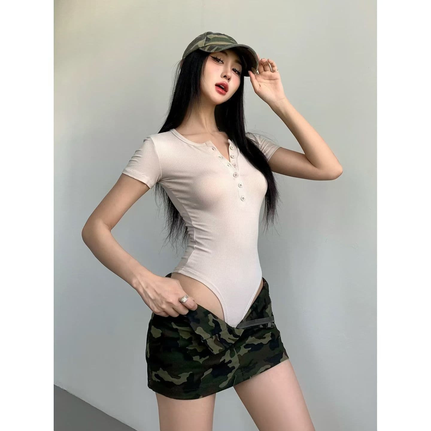 순수한 욕망 인터넷 유명인 라운드 넥 단추 반팔 허리 수축 디스플레이 몸 어둠 버클 올인원 의류 달콤함 소녀 단색 다용도 맨위 상세 이미지 5
