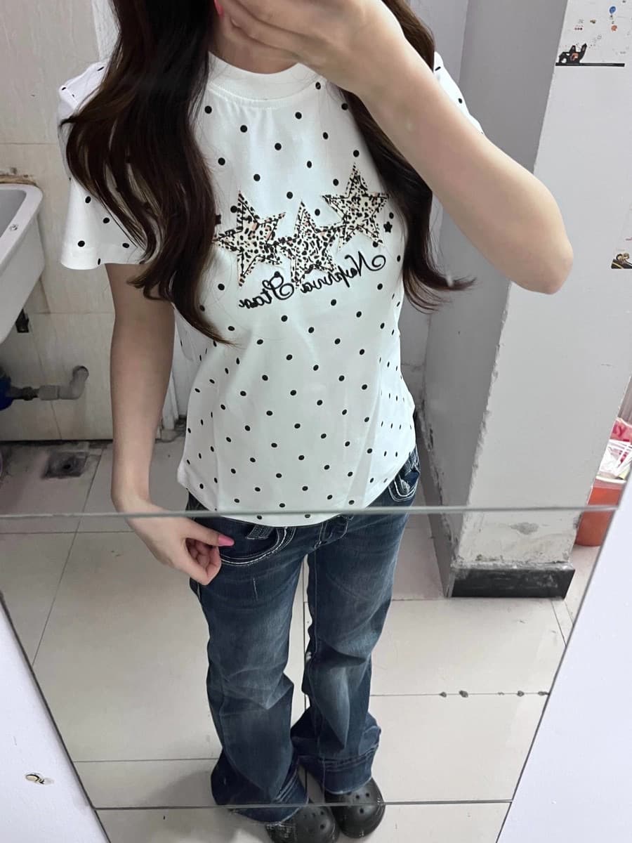 여름 새로운 한 부서 오각형 별 레오파드 무늬 자수 긍정적 인 어깨 의류 전체 인쇄 도트 무늬 몸매 가꾸기 슬림해 보이는 티셔츠 상세 이미지 2