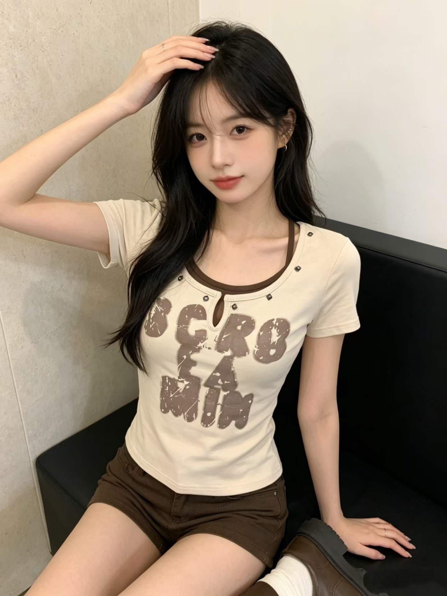 알파벳 프린트 페이크 레이어드 행침 목 반팔 티셔츠 여성 여름 새로운 한 부서 디자인 센스 작은 대중 핫걸 몸매 가꾸기 맨위 상세 이미지 1
