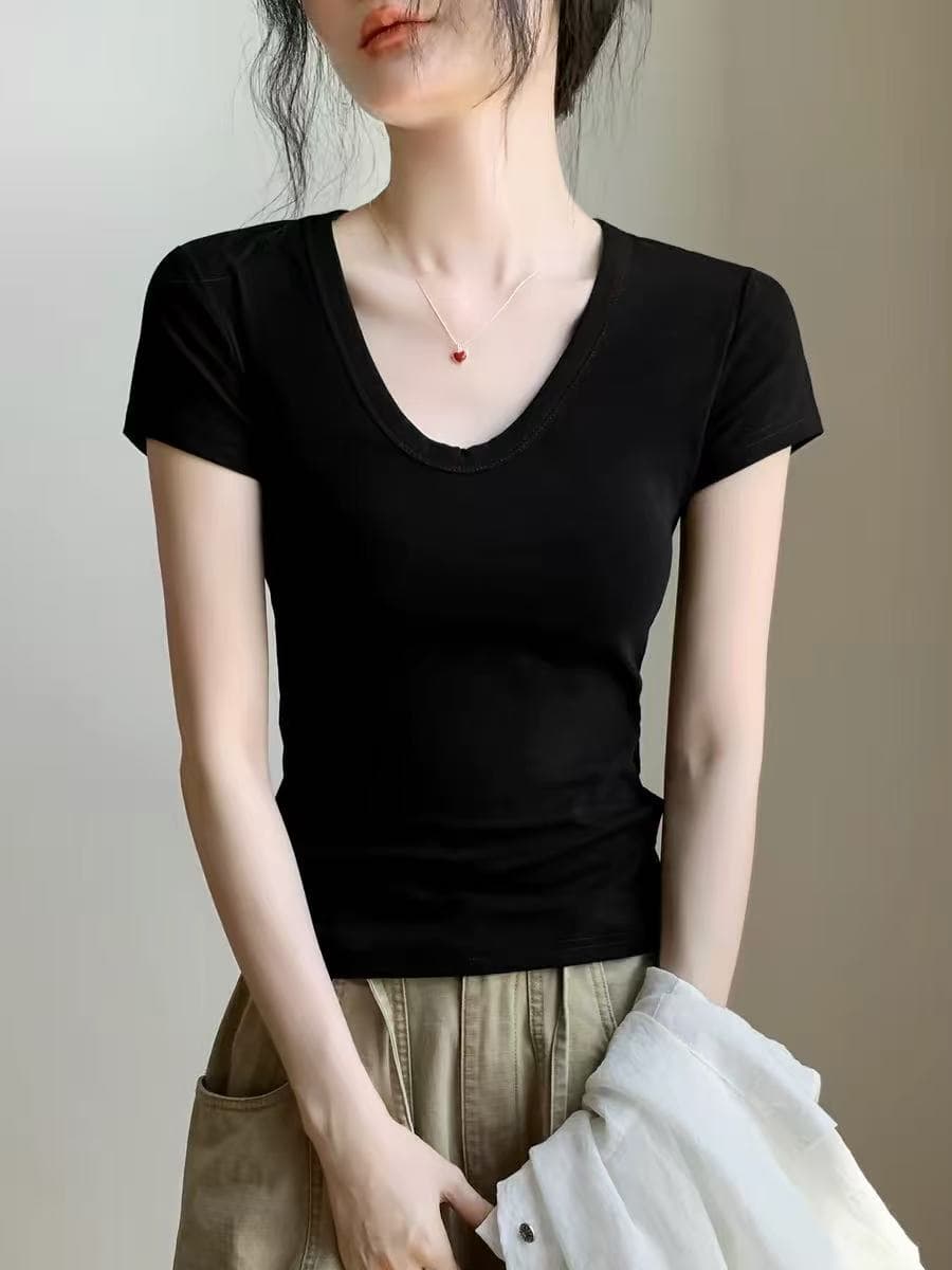 검정색 V넥 반팔 티셔츠 여성 2026 여름 새로운 몸매 가꾸기 슬림해 보이는 다용도 순면 작은 키 익스트림 제인 바람 맨위 이미지 2