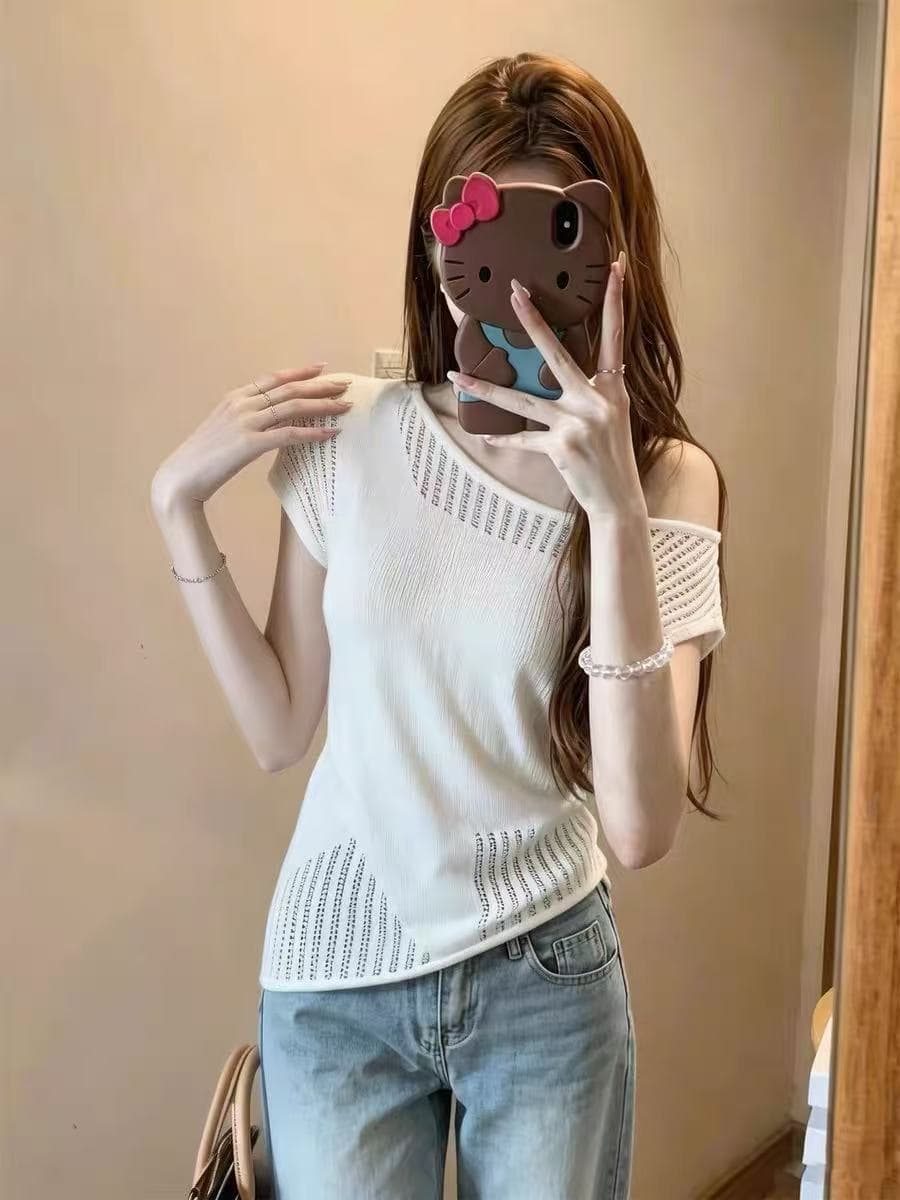 한 부서 미니멀리즘 단색 비스듬한 어깨 비대칭 반팔 니트 스웨터 여성 여름 새로운 품격 슬림해 보이는 디자인 센스 맨위 이미지 3