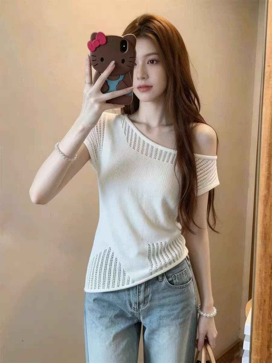 한 부서 미니멀리즘 단색 비스듬한 어깨 비대칭 반팔 니트 스웨터 여성 여름 새로운 품격 슬림해 보이는 디자인 센스 맨위 이미지 2