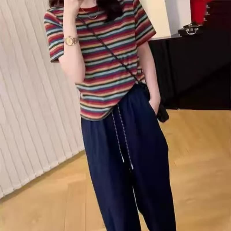 레트로 스트라이프 배색 라운드 넥 긍정적 인 어깨 반팔 티셔츠 여성 여름 느슨함 센스 품격 루즈핏 슬림해 보이는 다용도 맨위 이미지 5