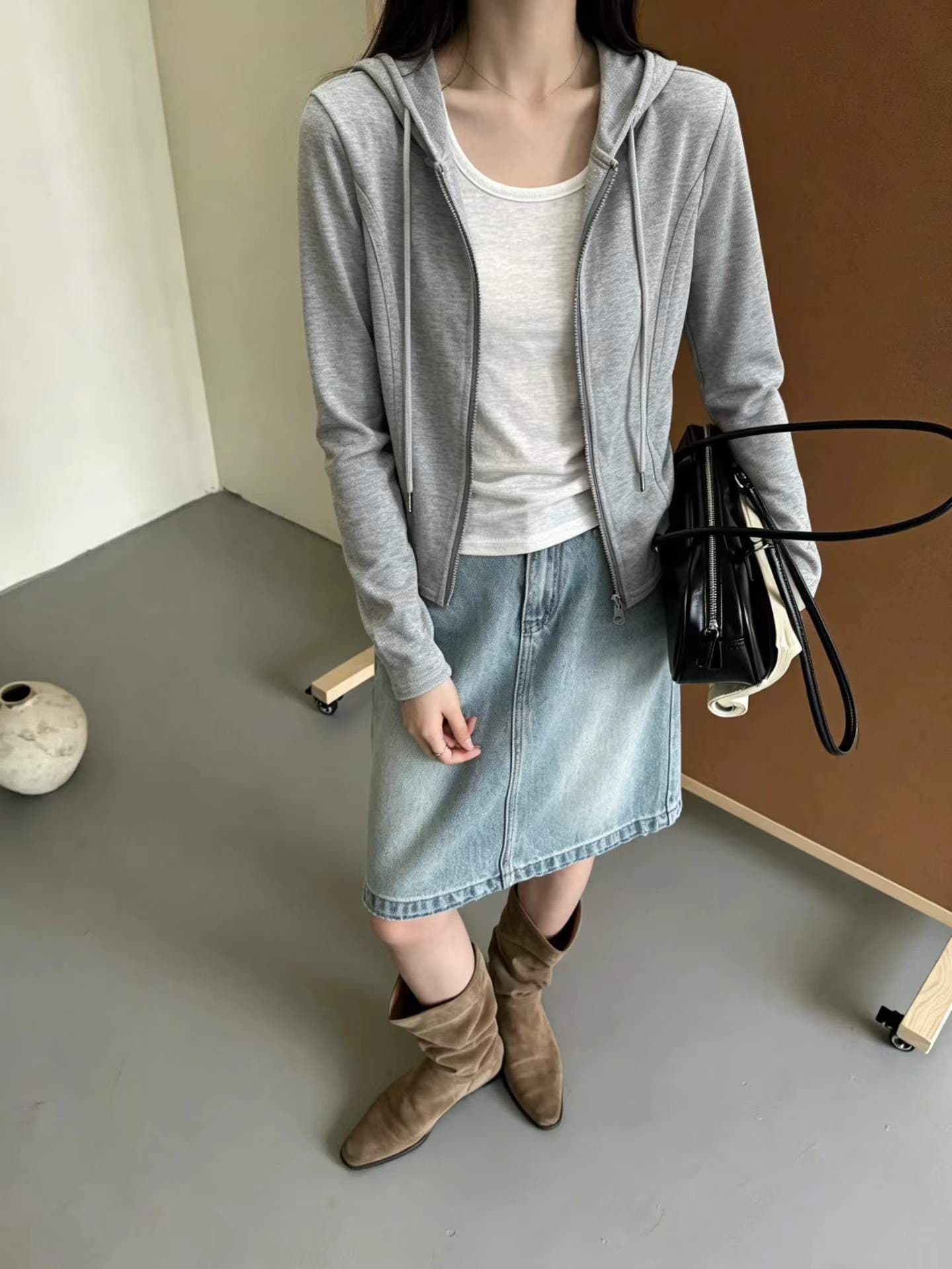 후드 페이크 레이어드 오픈 가디건 여성 짧은 허리 수축 슬림해 보이는 더블 지퍼 티셔츠 다용도 몸매 가꾸기 기본 셔츠 상세 이미지 3
