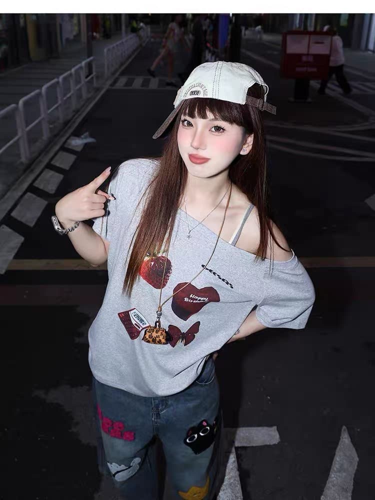 아메리칸 핫걸 재미있는 회색 비스듬한 어깨 반팔 티셔츠 여성 여름 레트로 루즈핏 디자인 센스 고유 한 오프숄더 맨위 ins 이미지 2