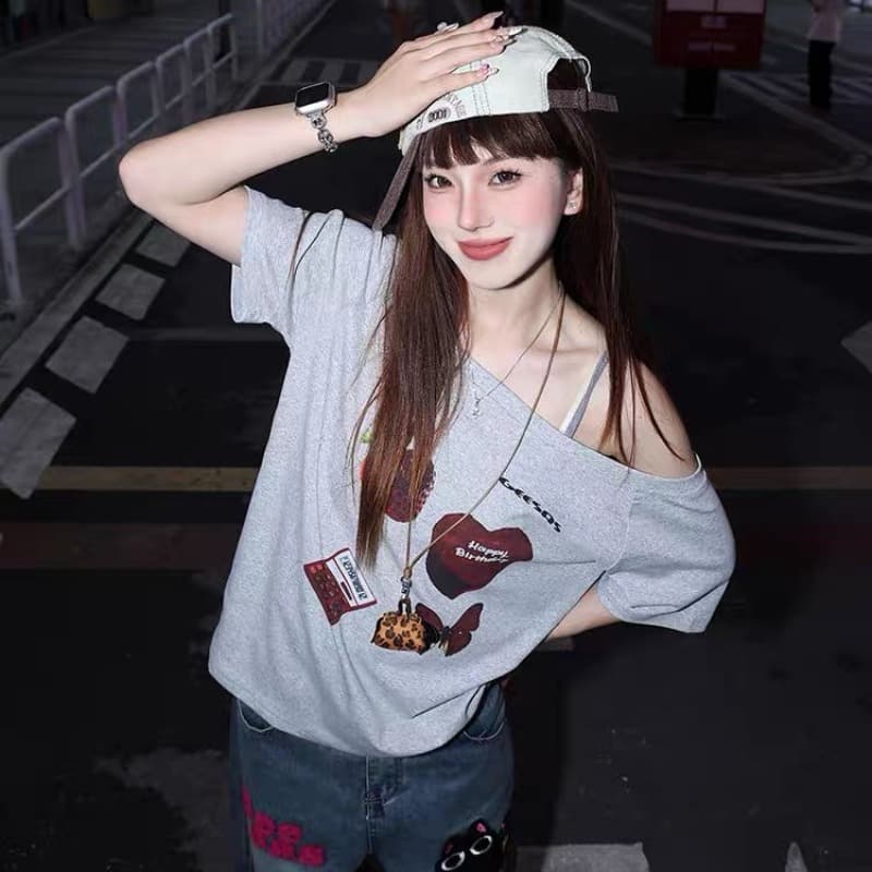 아메리칸 핫걸 재미있는 회색 비스듬한 어깨 반팔 티셔츠 여성 여름 레트로 루즈핏 디자인 센스 고유 한 오프숄더 맨위 ins 이미지 5