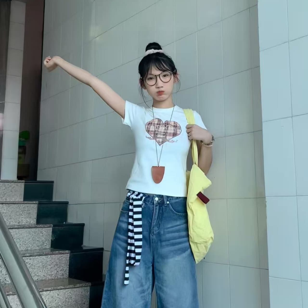 아메리칸 레트로 레이스 체크무늬 반팔 티셔츠 여성 여름 달콤한 매운맛 디자인 센스 몸매 가꾸기 슬림해 보이는 짧은 맨위 이미지 2