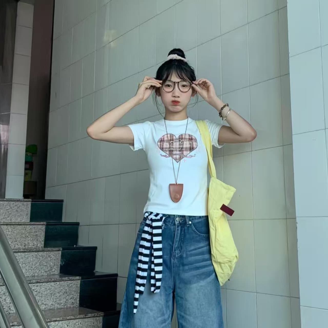 아메리칸 레트로 레이스 체크무늬 반팔 티셔츠 여성 여름 달콤한 매운맛 디자인 센스 몸매 가꾸기 슬림해 보이는 짧은 맨위 이미지 3
