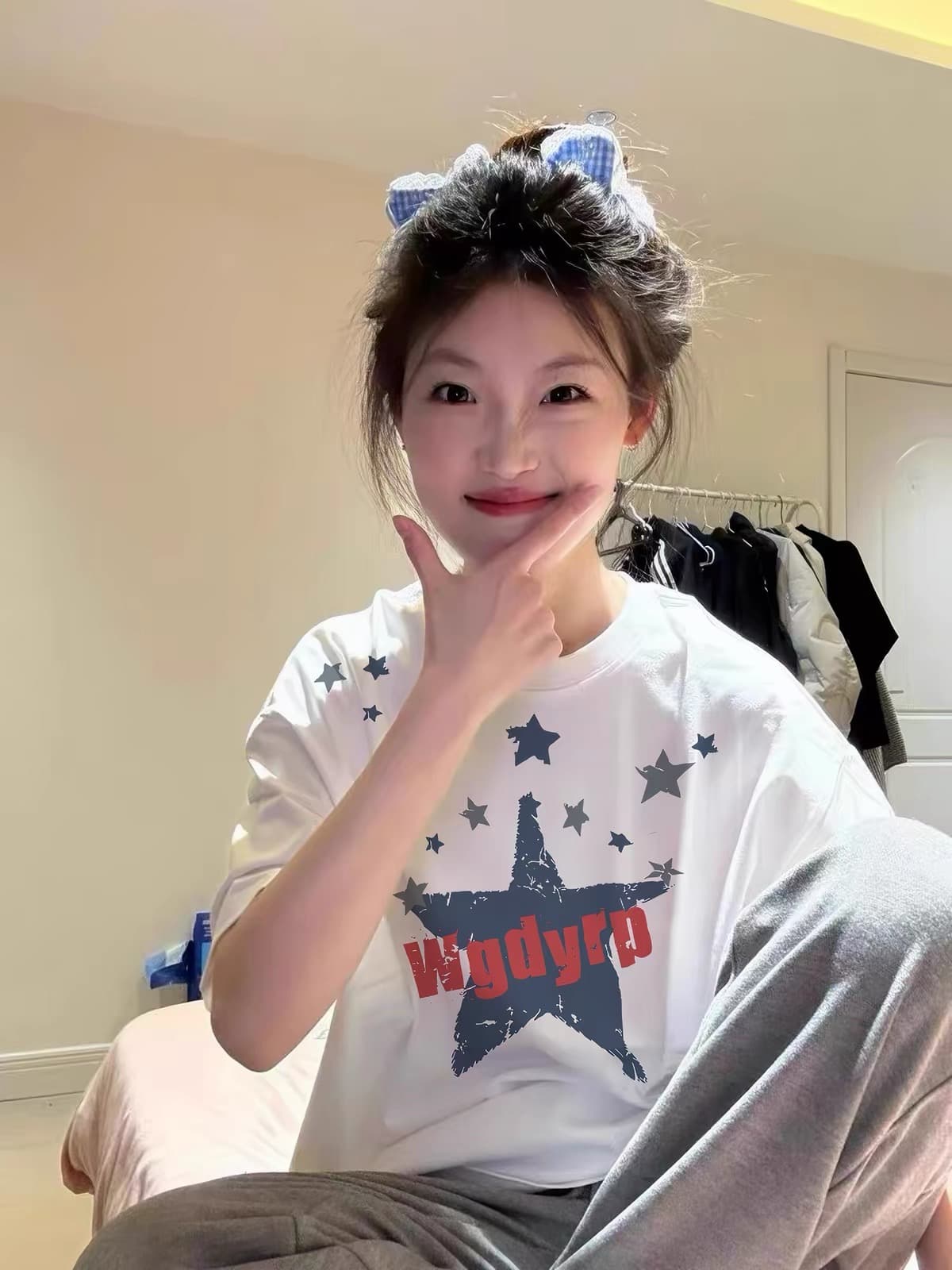 아메리칸 별 프린트 반팔 티셔츠 여성 화이트 루즈핏 라운드 넥 풀오버 디자인 센스 작은 대중 맨위 2026 상세 이미지 3