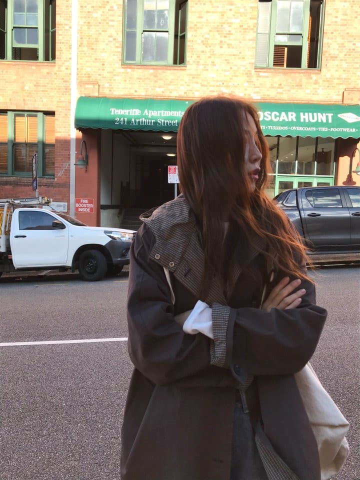 있음 선적 한국 chic 가을 새로운 작은 대중 디자인 센스 양성 및 음성 둘 착용 후드 바람막이 여성 코트 상세 이미지 35