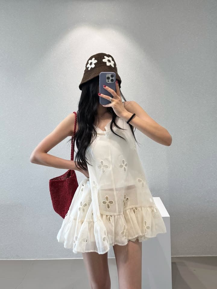 있음 선적 한국 동대문 작은 대중 레트로 홀로우 아웃 자수 조끼 여성 드레스 경기 슬립 상세 이미지 2