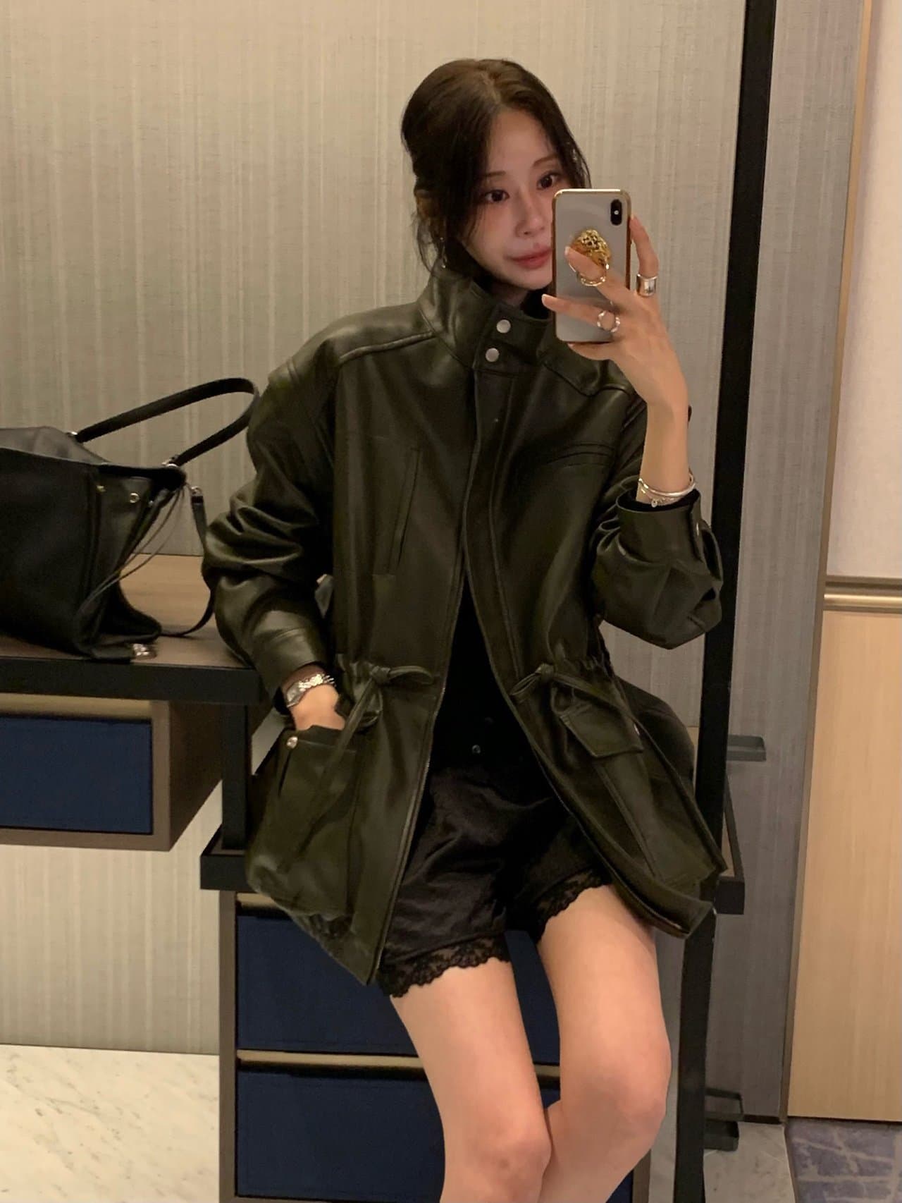 한국 동대문 레트로 스탠드 칼라 기타 주머니 워크웨어 pu 가죽 재킷 여성 코트 상세 이미지 2