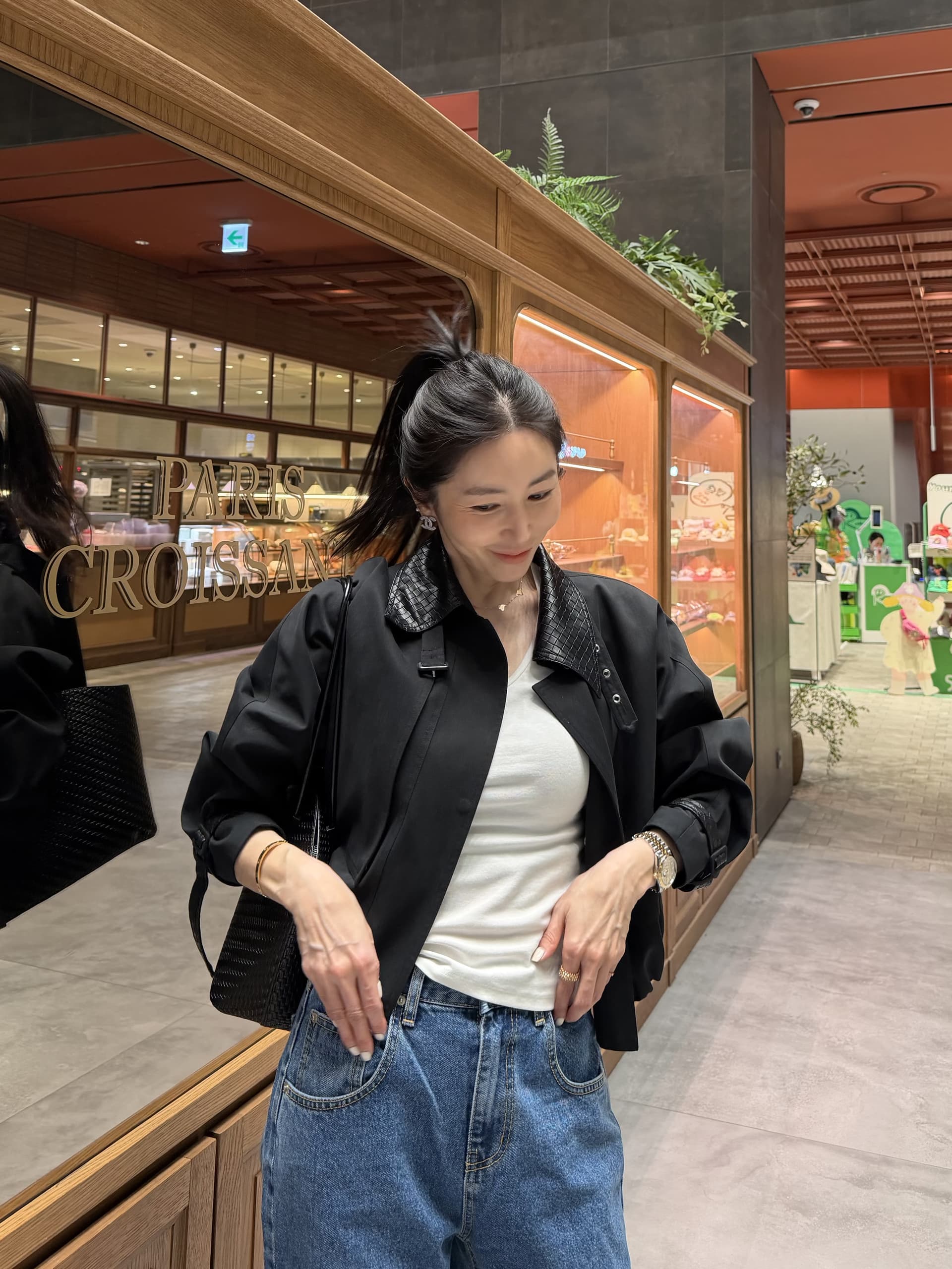 한국 동대문 가을 새로운 레트로 PU 가죽 폴로 칼라 쇼트 스타일 바람막이 여성 코트 상세 이미지 4