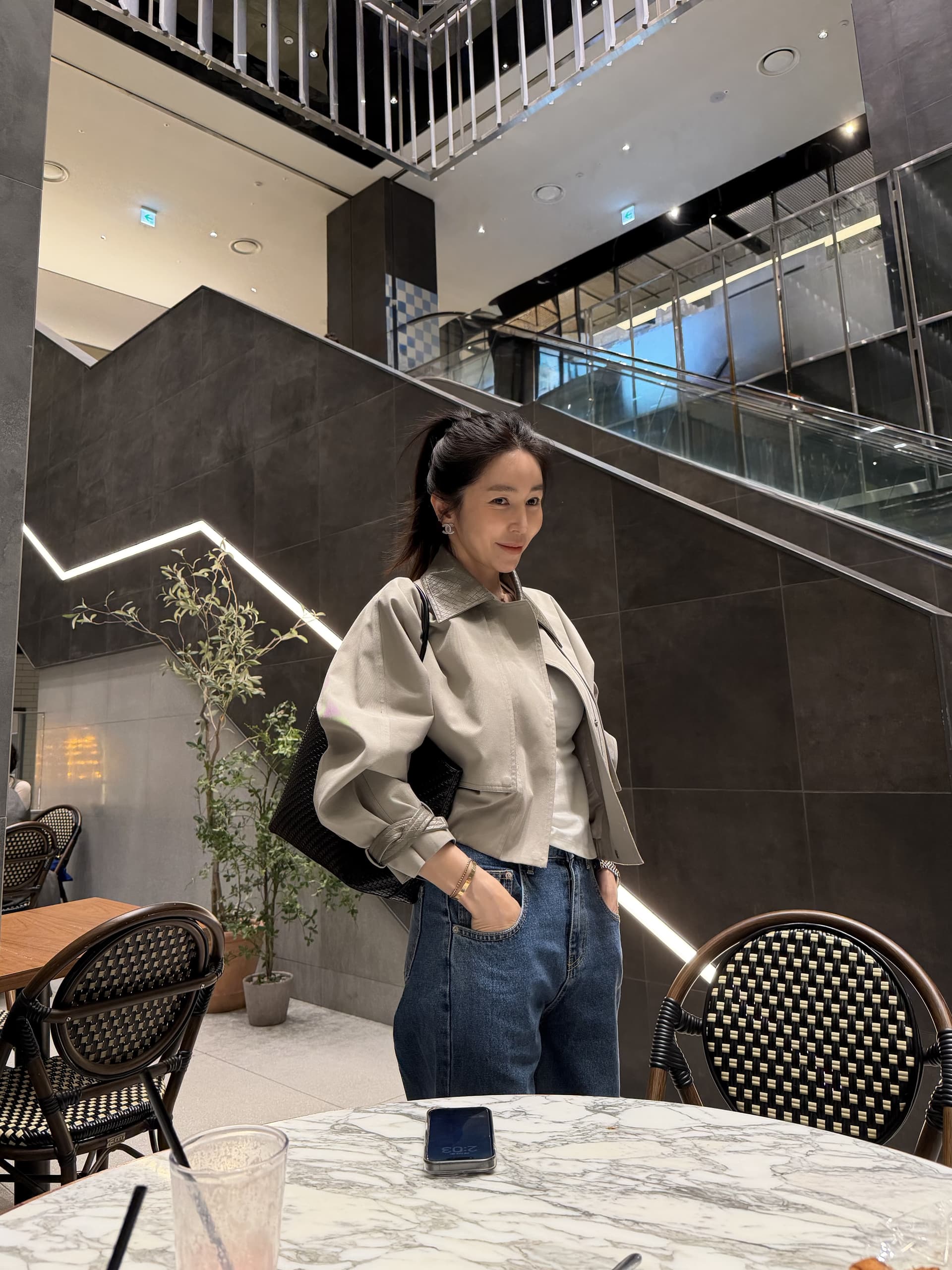 한국 동대문 가을 새로운 레트로 PU 가죽 폴로 칼라 쇼트 스타일 바람막이 여성 코트 상세 이미지 10