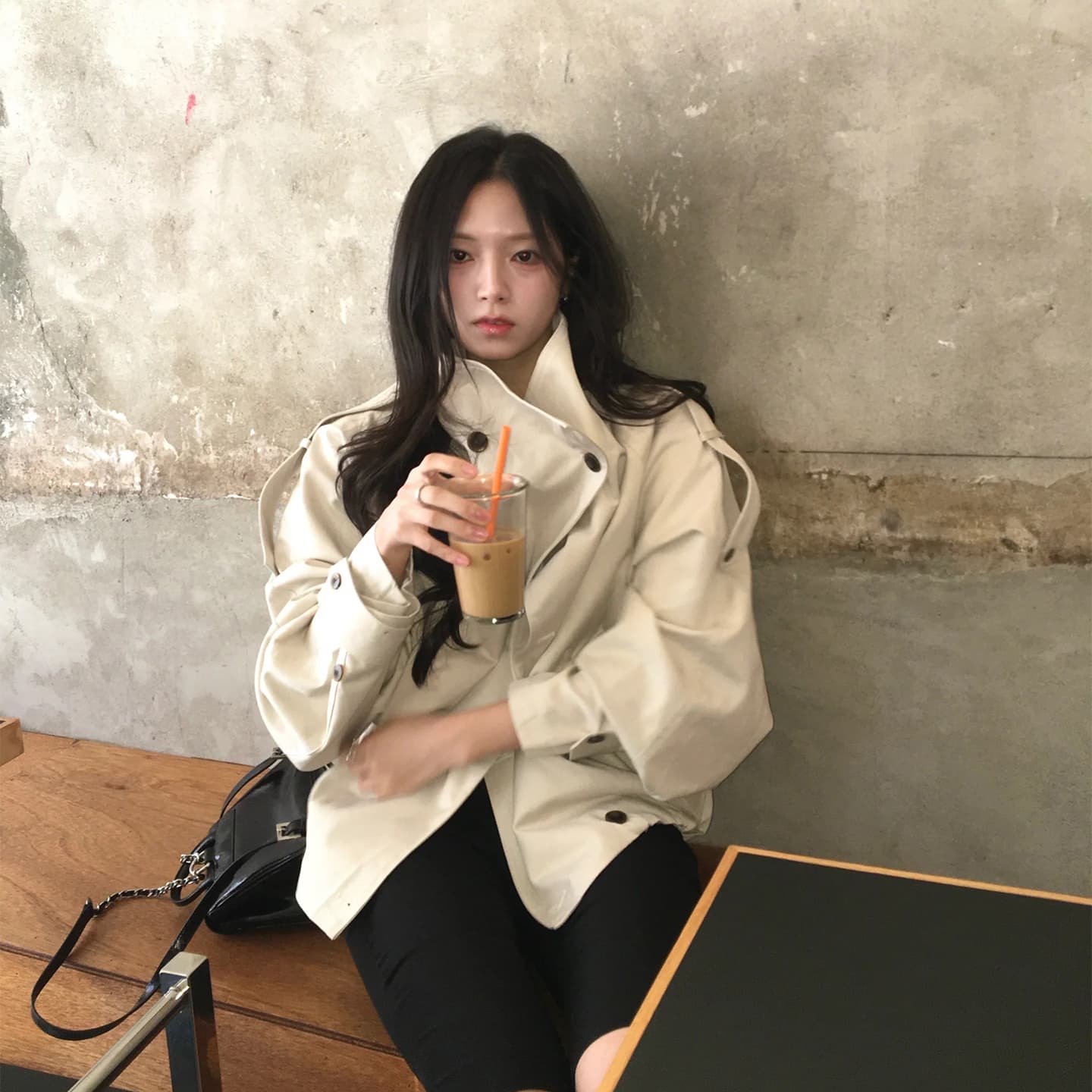 한국 동대문 레트로 스탠드 칼라 이중 버튼 쇼트 스타일 바람막이 여성 코트 이미지 2