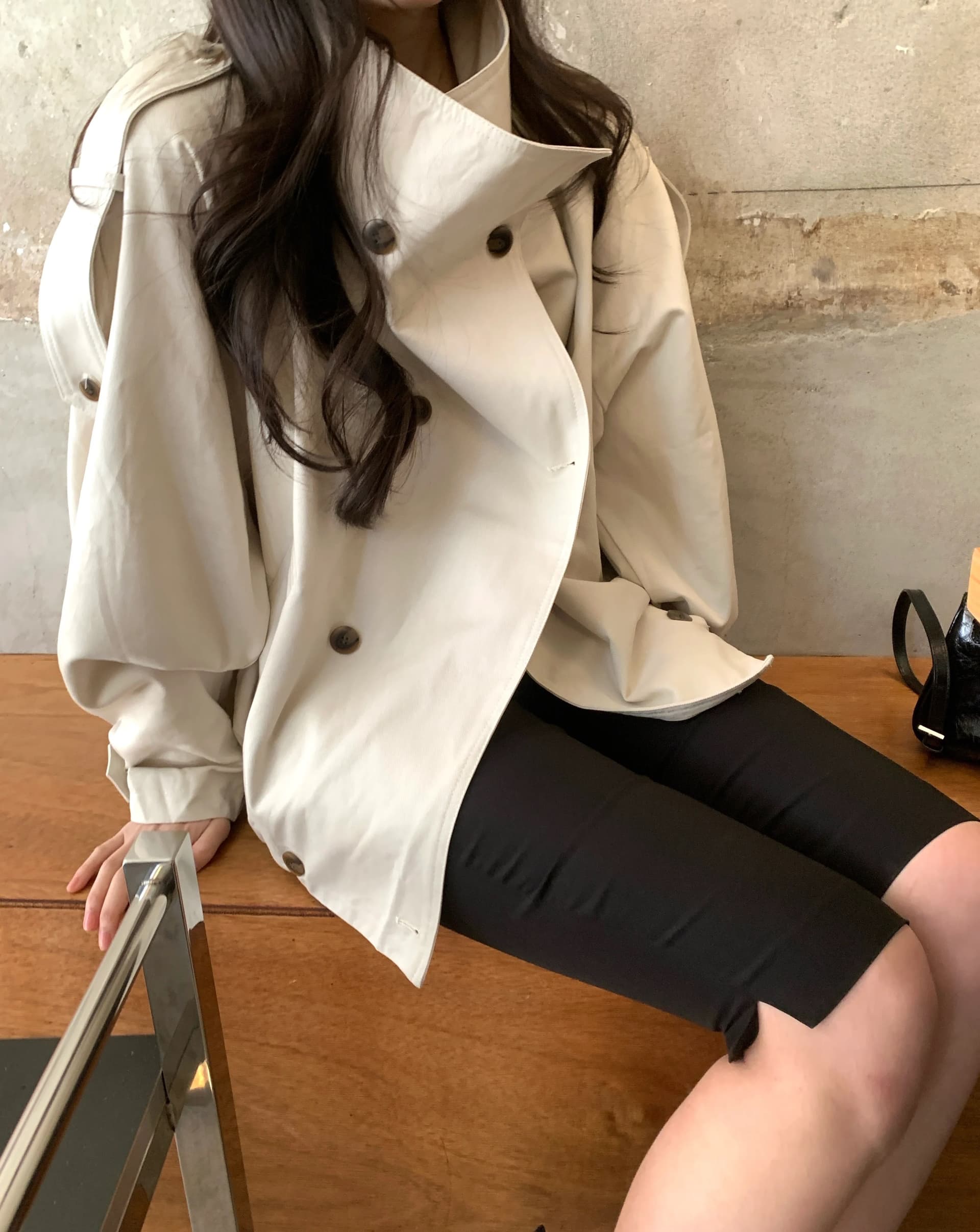 한국 동대문 레트로 스탠드 칼라 이중 버튼 쇼트 스타일 바람막이 여성 코트 상세 이미지 6